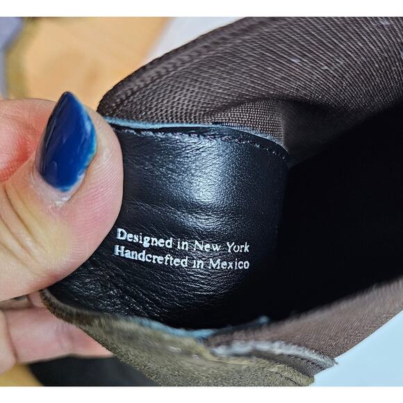 Thursday BootsAnkle Handmade brown Suede leather W's 6.5. USA designed.‎ Stylish - Picture 4 of 16